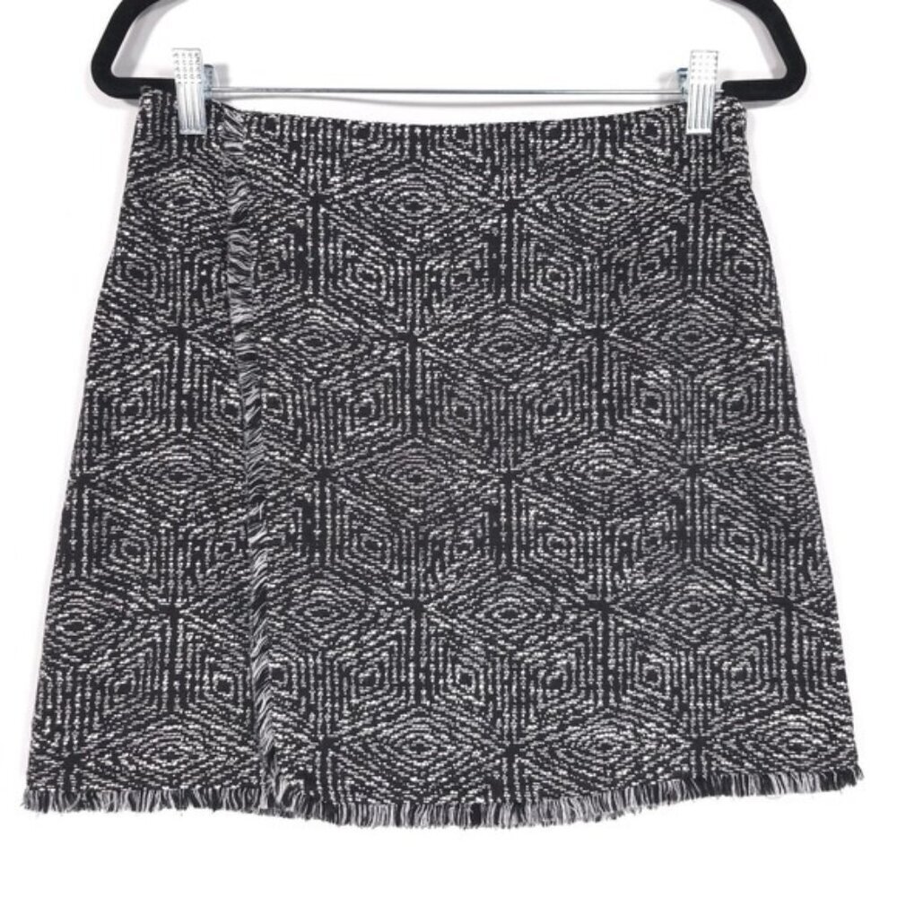 NWT BANANA REPUBLIC Women's Mini Skirt 6 Black White Geometric Fridge Edge Wrap